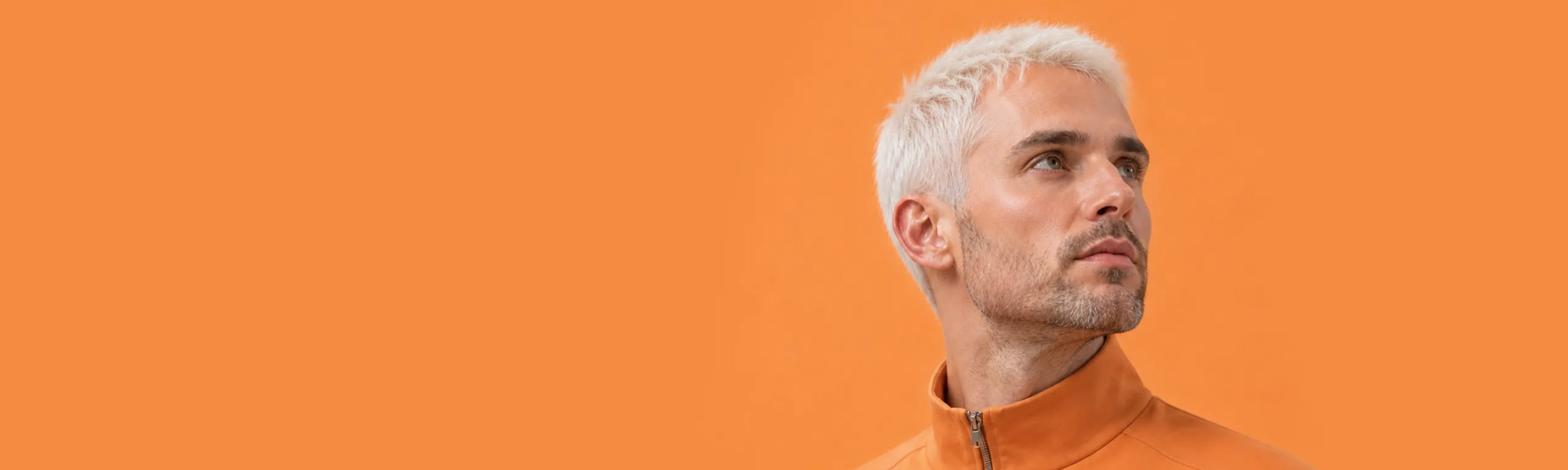 HOWARD, portrait de face